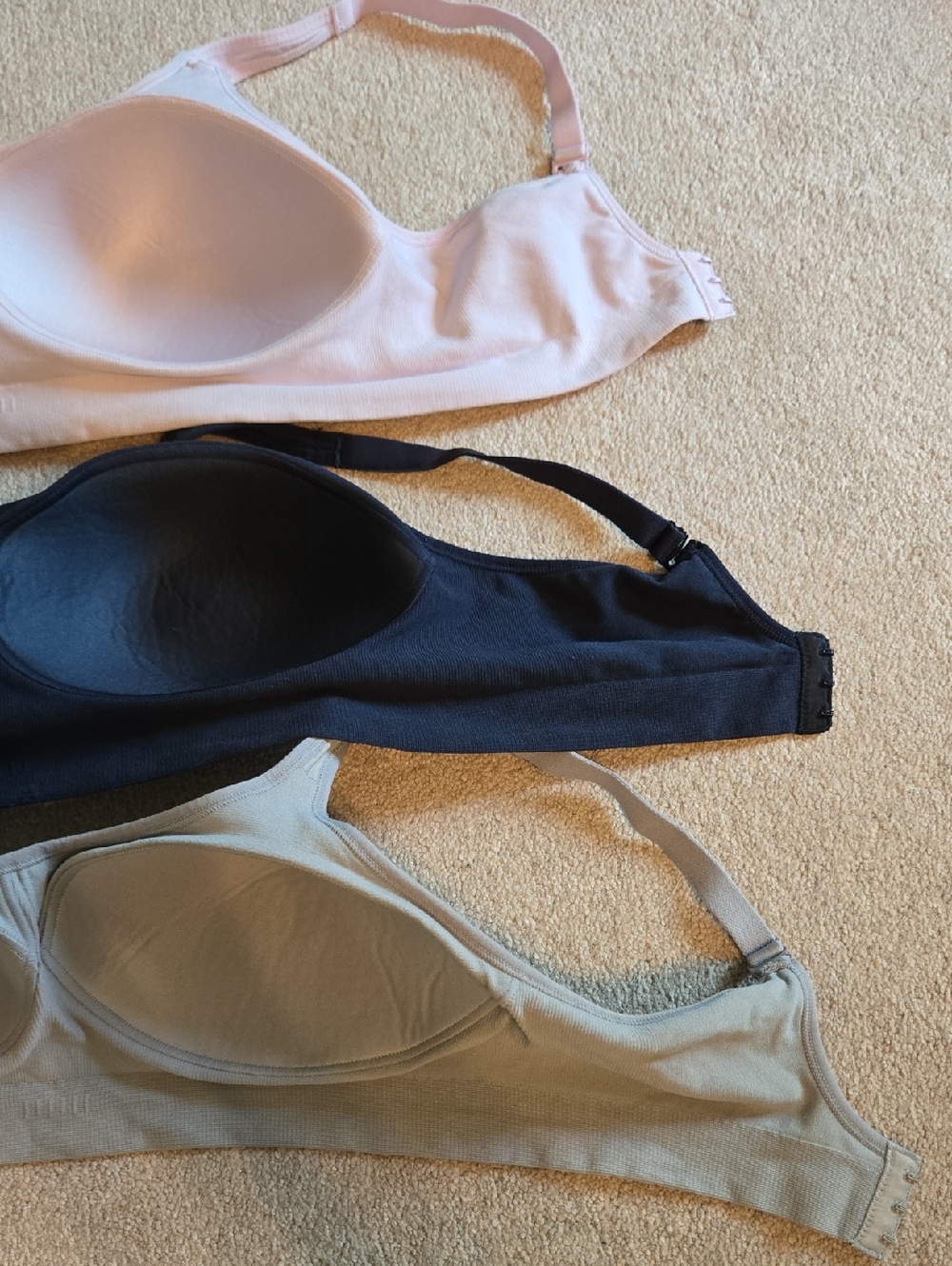 Three Underoutfit Style 459 Seamless Wire-Free Bras Lilac Gray Dark Blue XL - Picture 3 of 4
